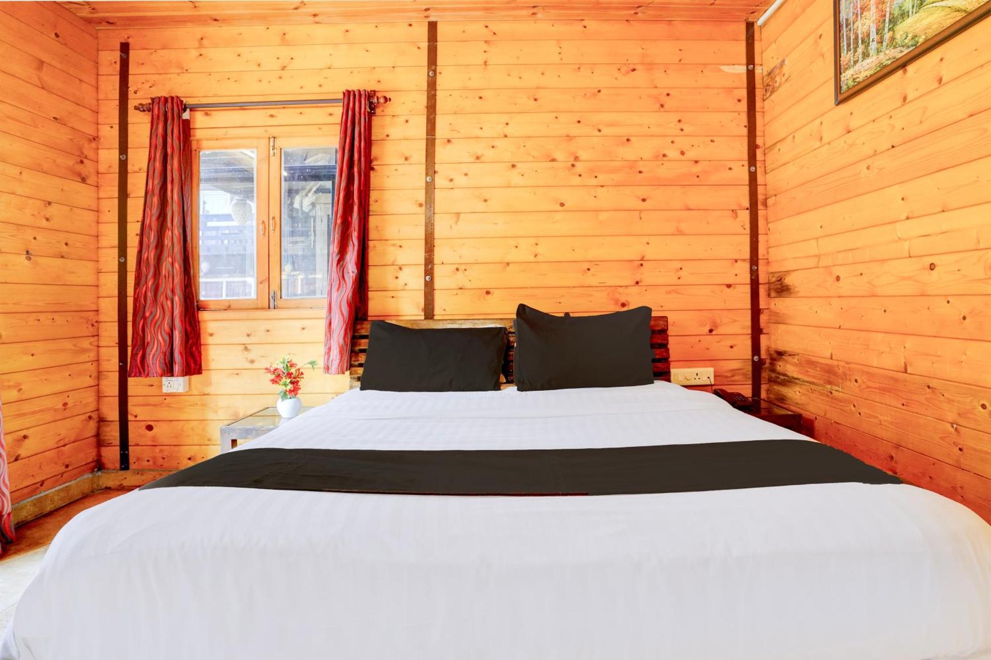 Super Townhouse Morjim Hotel Luaran gambar