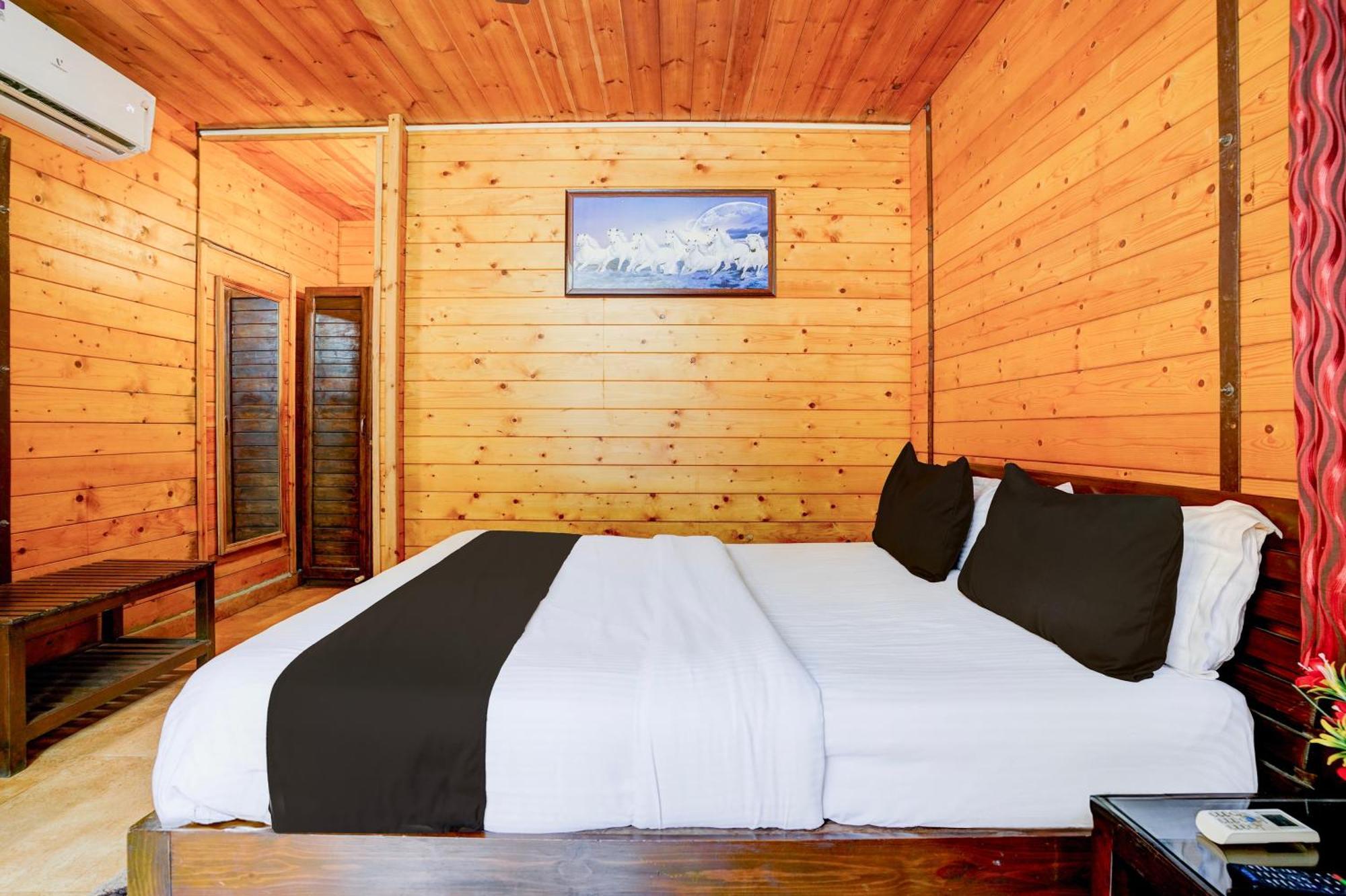 Super Townhouse Morjim Hotel Luaran gambar