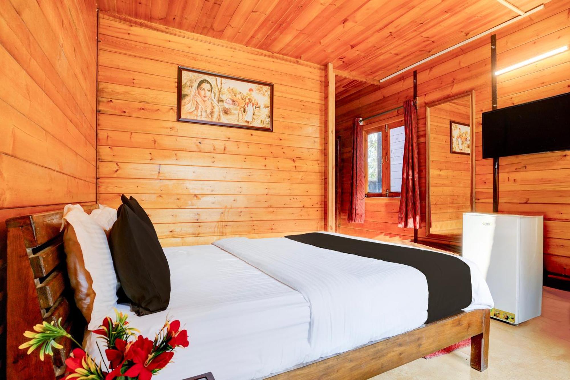 Super Townhouse Morjim Hotel Luaran gambar