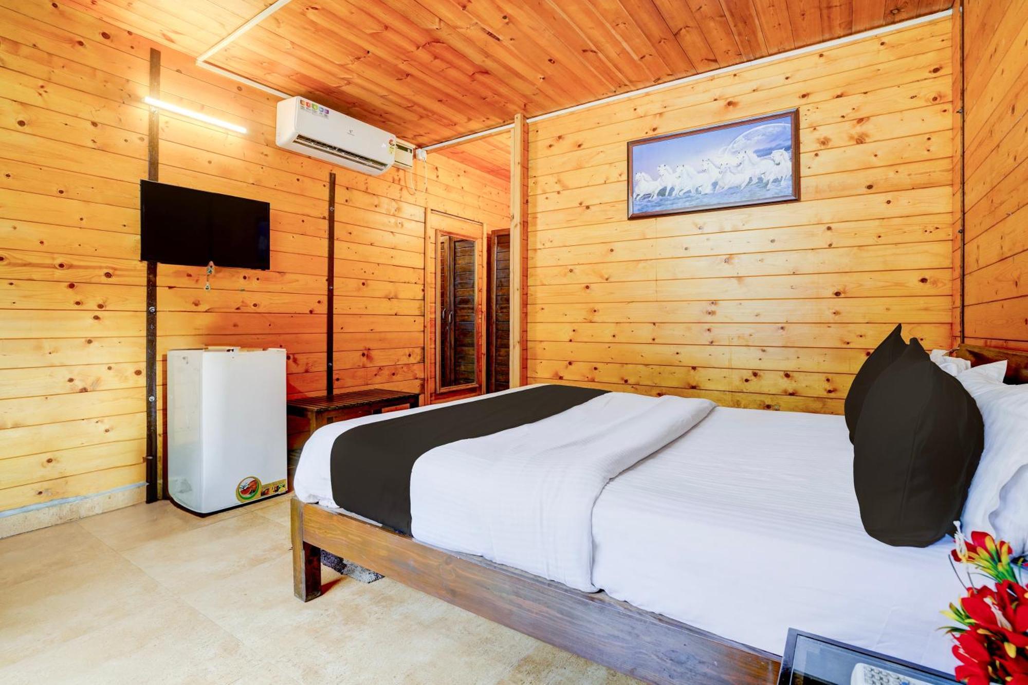 Super Townhouse Morjim Hotel Luaran gambar