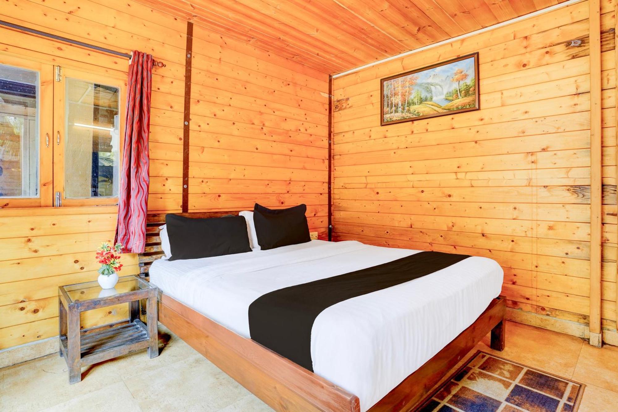 Super Townhouse Morjim Hotel Luaran gambar
