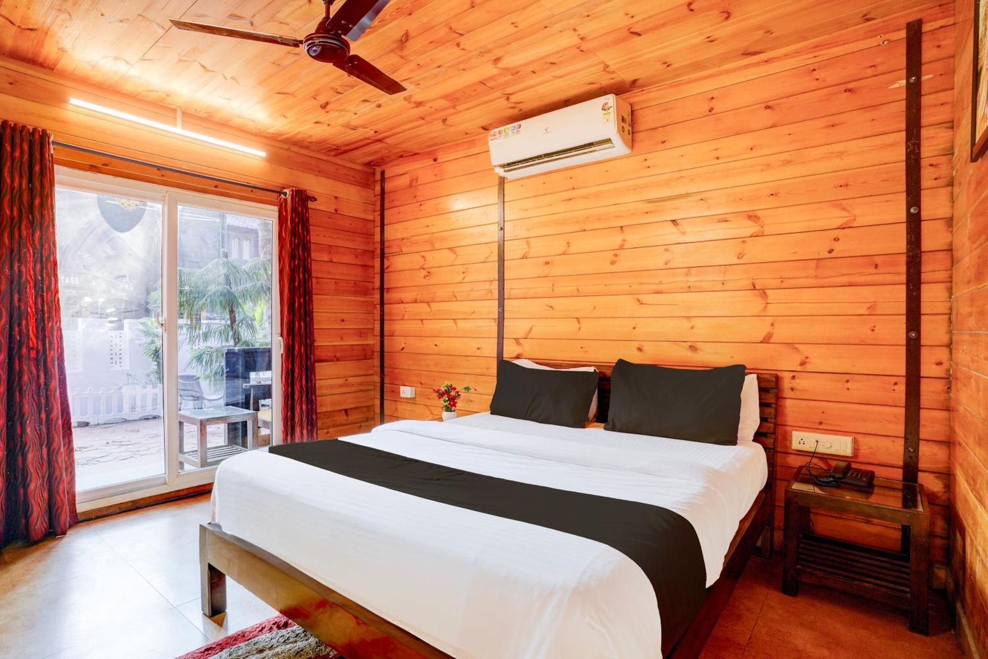 Super Townhouse Morjim Hotel Luaran gambar