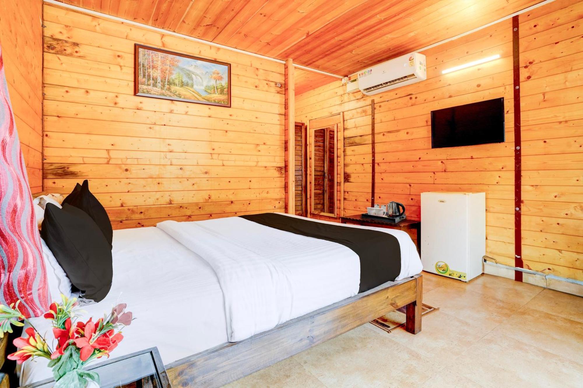 Super Townhouse Morjim Hotel Luaran gambar