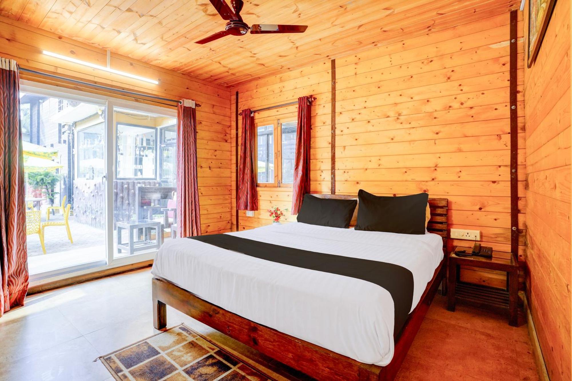 Super Townhouse Morjim Hotel Luaran gambar